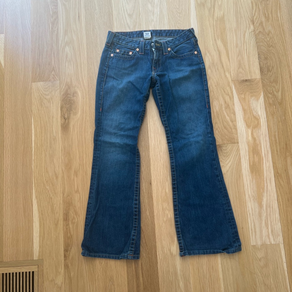true religion woman’s bootcut jeans